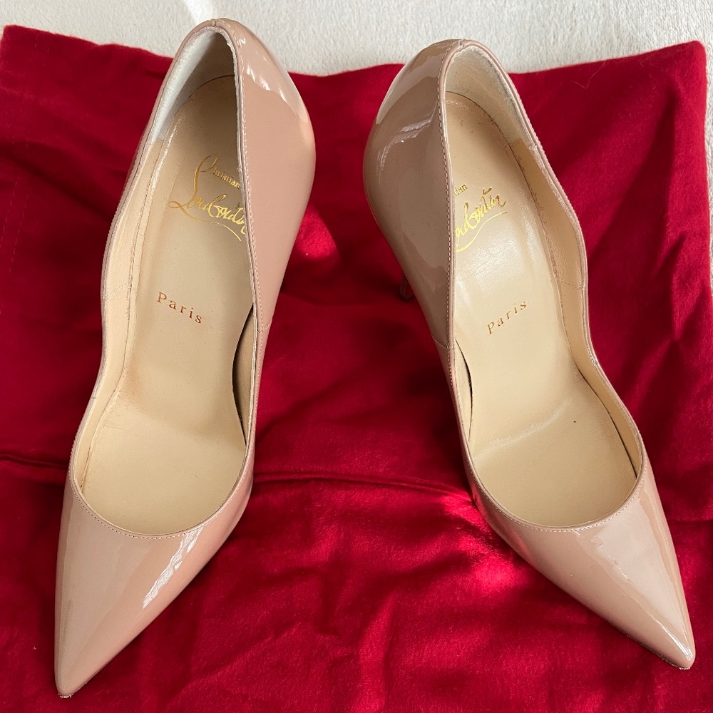 Christian Louboutin So Kate 120 Nude Pumps